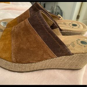 Wedge sandals size 9 1/2 NWT